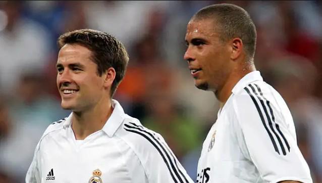 在俱樂部與 在俱樂部與